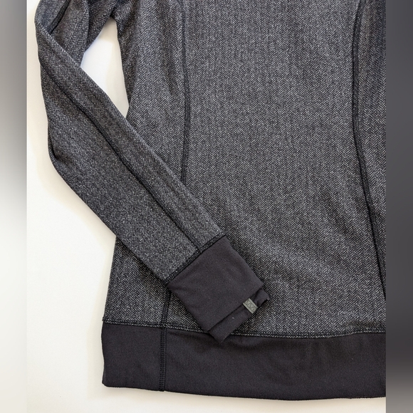 Lululemon Slim Cut Think Fast Hoodie Pullover - Picture 6 of 9